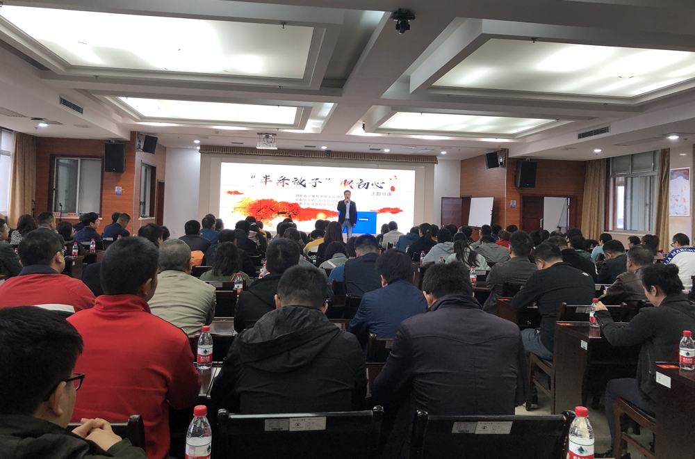 聯(lián)學(xué)聯(lián)創(chuàng)，半床棉被